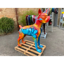 DOG Urus street art graff de l'artiste Keusty Hauteur 150 cm