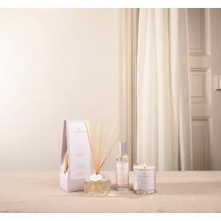 Rêves de Lin BOUGIE naturelle fabriqué artisanalement en Provence, notes poudrés, champ de lin, bouquet de fleurs blanches