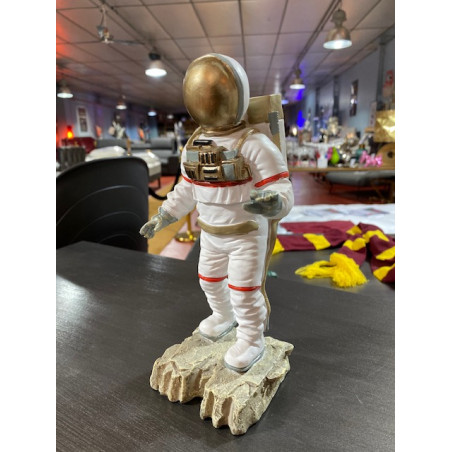 Astronaute USA de 26 cm par Kare Design ON A MARCHE SUR LA LUNE