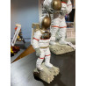 Astronaute USA de 26 cm par Kare Design ON A MARCHE SUR LA LUNE