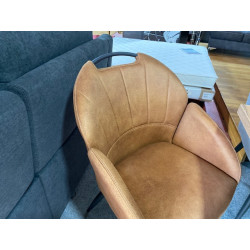 ST2005 503 CHAISE tissu cognac pour salle à manger cosi & design combinant un excellent maintien et finition piquage + poignée