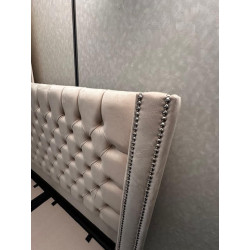 COFFRES 2*80 + TÊTE 160 cloutées SOMMIERS capitonés CONTAINER grand rangement + DOSSERET + PIEDS ensemble DESIGN CHESTER