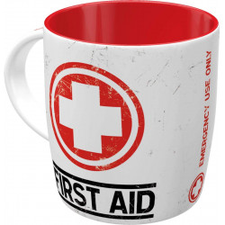 Mug FIRST AID Tasse, Céramique, diamètre intérieur 8,5 x largeur 13 x hauteur 9 cm passe au lave vaisselle et micro-ondes