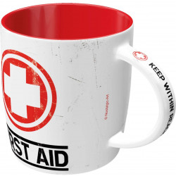 Mug FIRST AID Tasse, Céramique, diamètre intérieur 8,5 x largeur 13 x hauteur 9 cm passe au lave vaisselle et micro-ondes