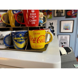 Mug COCA COLA Tasse céramique, diamètre intérieur 8,5 x largeur 13 x hauteur 9 cm passe au lave vaisselle et micro-ondes